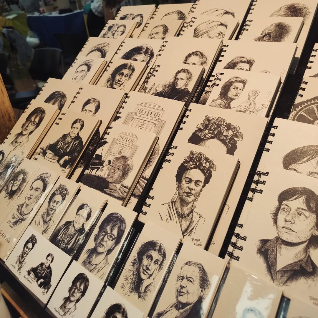 Cuaderno variado ilustrado