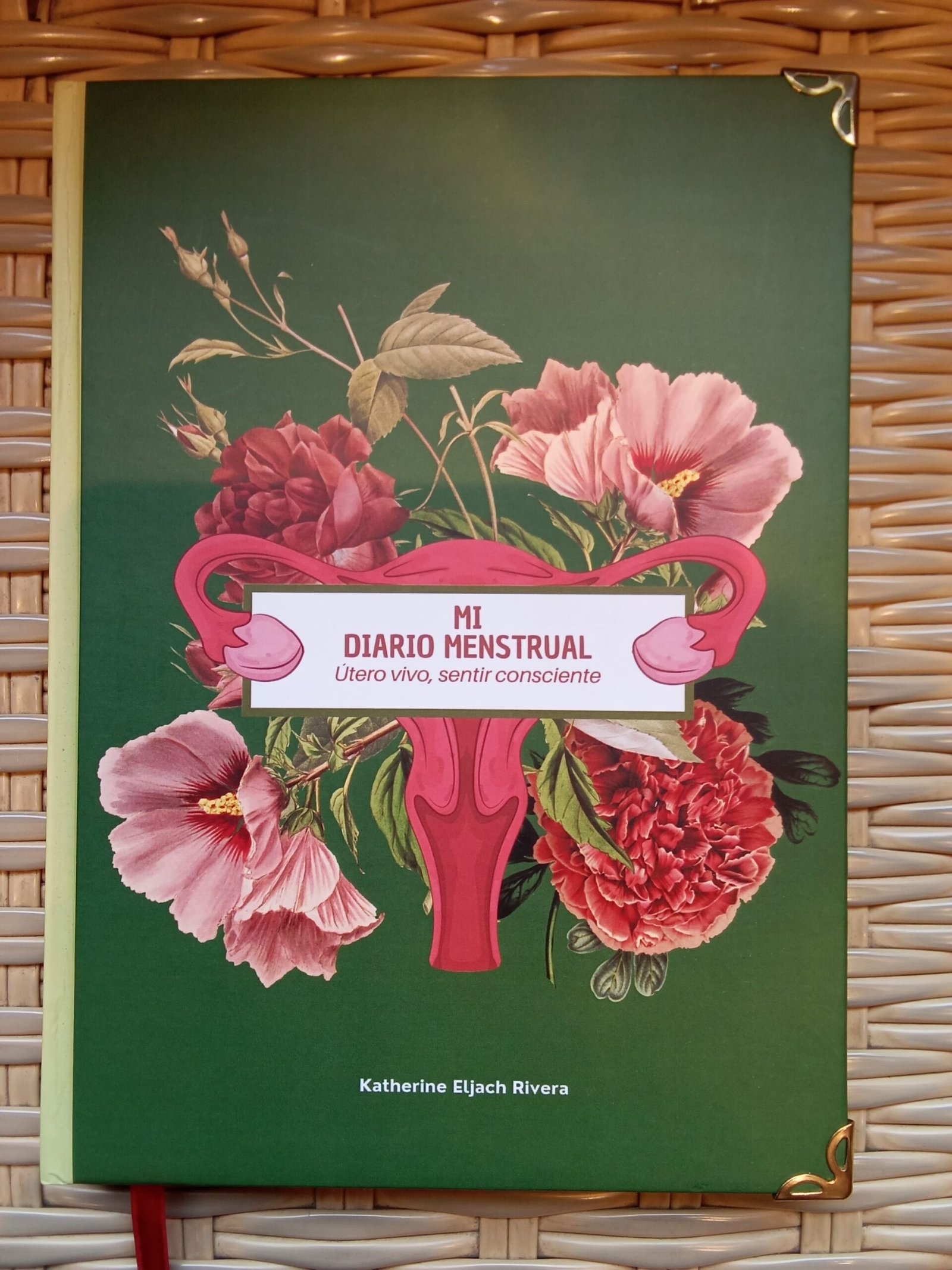 Mi Diario Menstrual - Útero vivo + Acompañamiento
